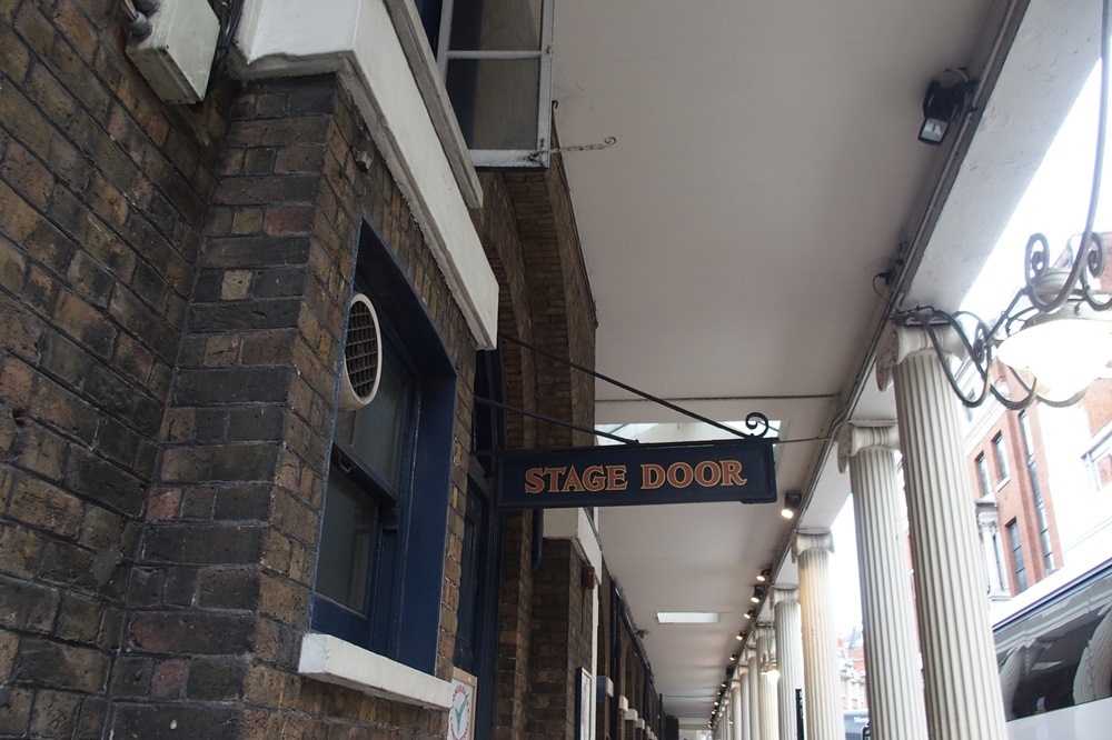 Theatre Royal Drury Lane～From the United Kingdom