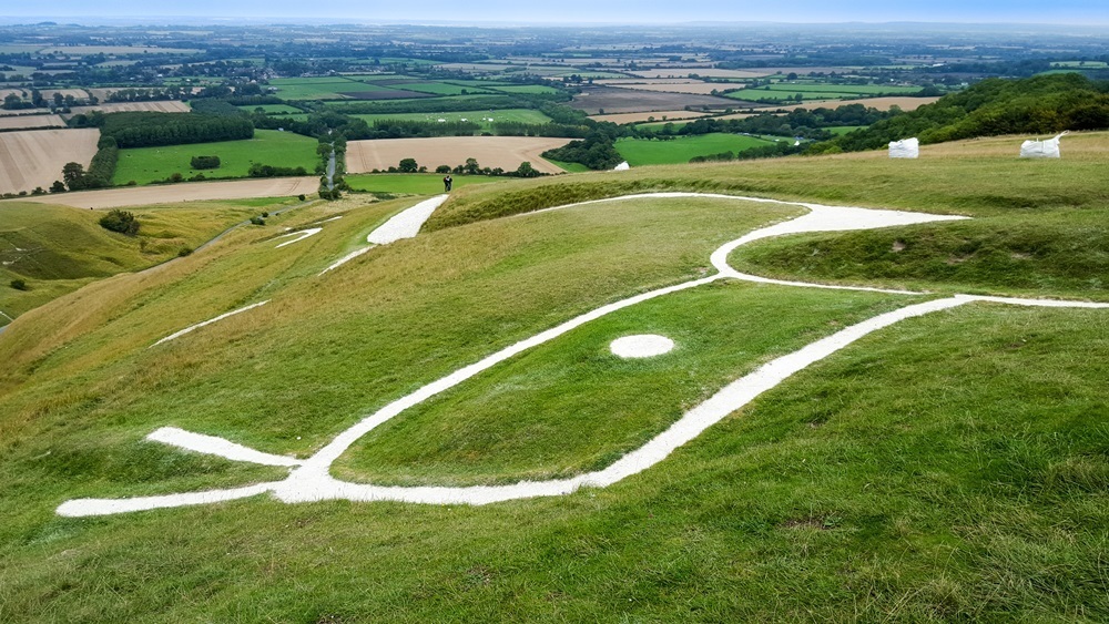 Cerne Giant～From the United Kingdom