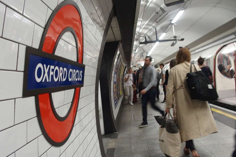 London Underground～From the United Kingdom
