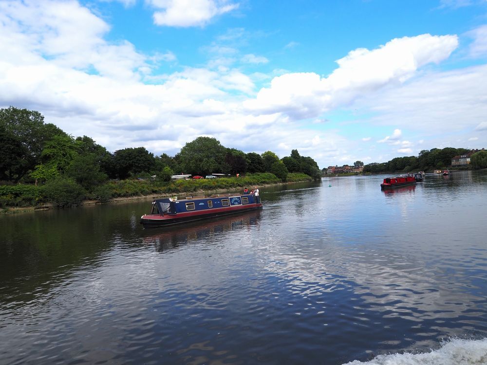 Narrowboat～From the United Kingdom