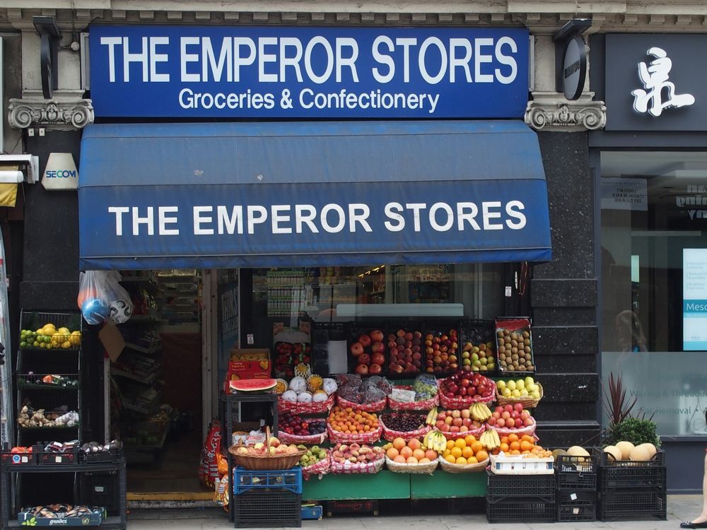 Groceries & Confectioneryとは？イギリス旅行で知っておきたい食品用語