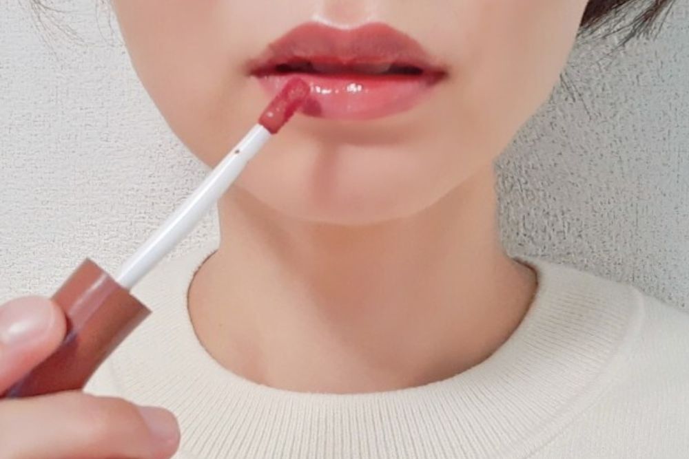 「ビューラー」英語で言える?メイクに関する英語表現をわかりやすく解説!