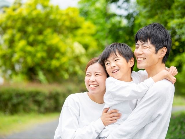 家族に関する英語表現まとめ｜自己紹介や日常会話で使えるフレーズ集