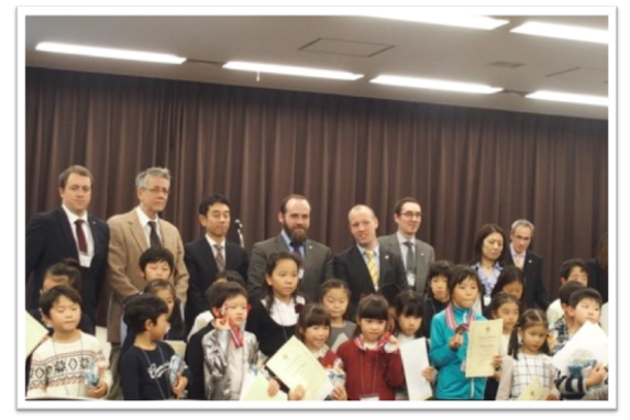 news_887_03-573x382.png